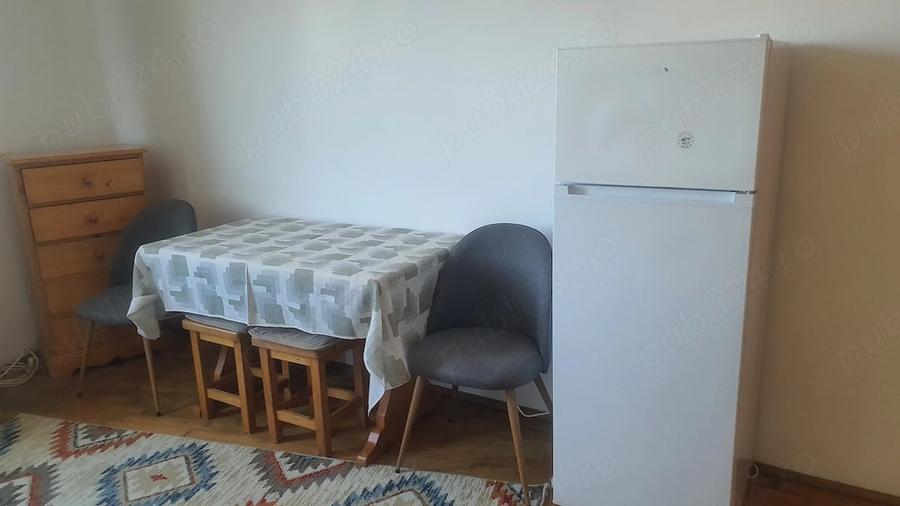 Garsonieră semidecomandată în Semicentral