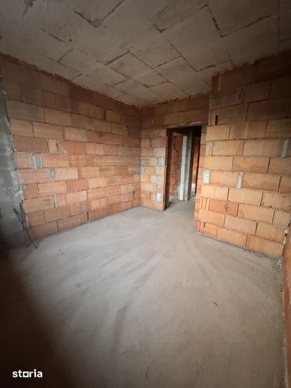 Casă cu 4 camere cu Teren 750 Mp în Central