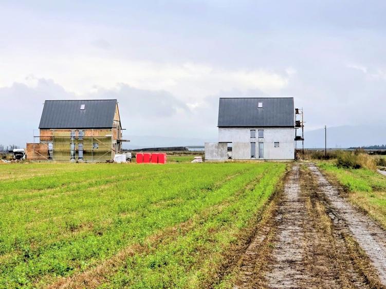 Teren Cristian Brasov 500mp cu proiect si autorizatie de constructie valabila casa 120mp deschidere la strada pe 2 laturi - 2