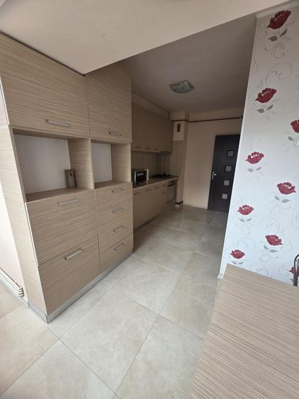 Apartament cu 2 camere decomandat în Popoveni