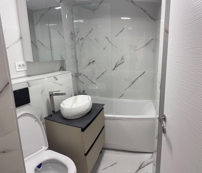 Apartament cu 2 camere semidecomandat, mobilat în Brâncoveanu