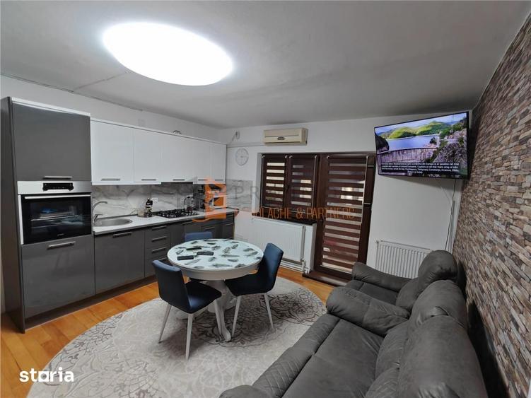 Apartament 3 camere cf 1 semidecomandat zona Crang - 3