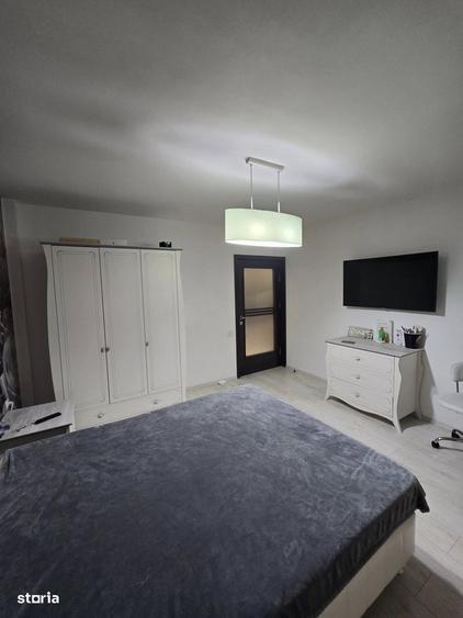 Casă cu 4 camere cu Teren 260 Mp în Chercea