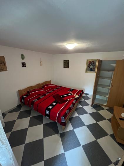 Casă cu 3 camere în Schitu