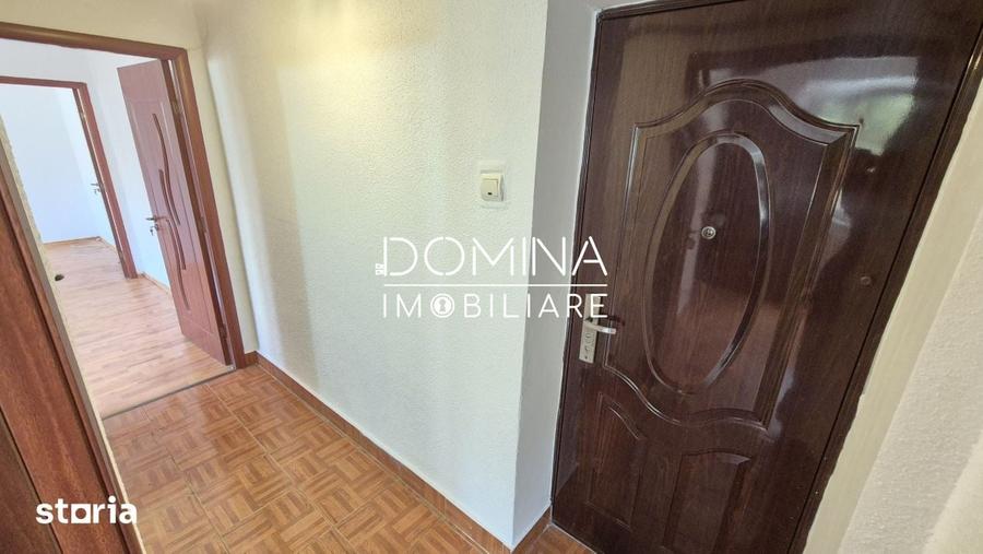 Apartament cu 3 camere semidecomandat în Central