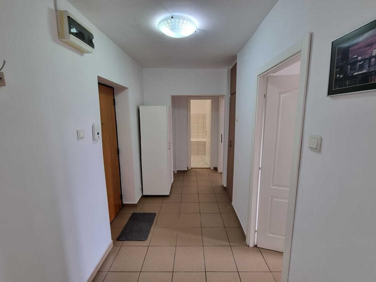 Apartament cu 2 camere decomandat în Unirii
