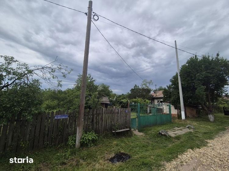Teren de 2000 mp, în Central