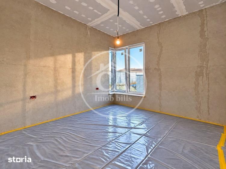 Casă cu 4 camere decomandat cu Teren 436 Mp în Sântandrei