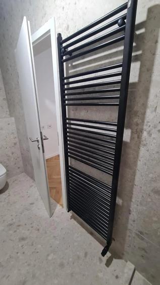Casă cu 7 camere cu Teren 450 Mp în Balotești