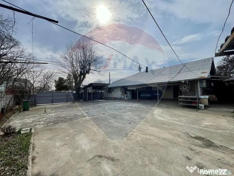 Casă cu 3 camere cu Teren 500 Mp în Central