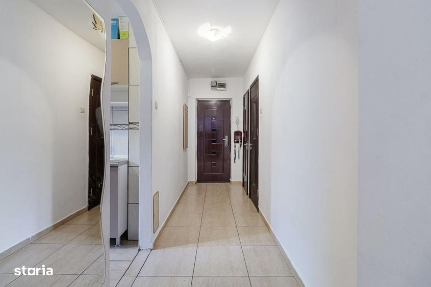 Apartament cu 3 camere în Drumul Taberei