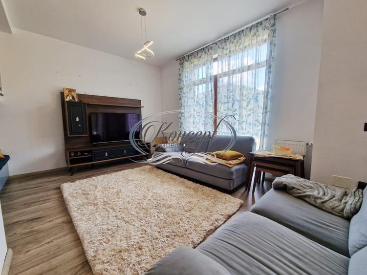 Duplex cu 5 camere cu Canalizare în Borhanci