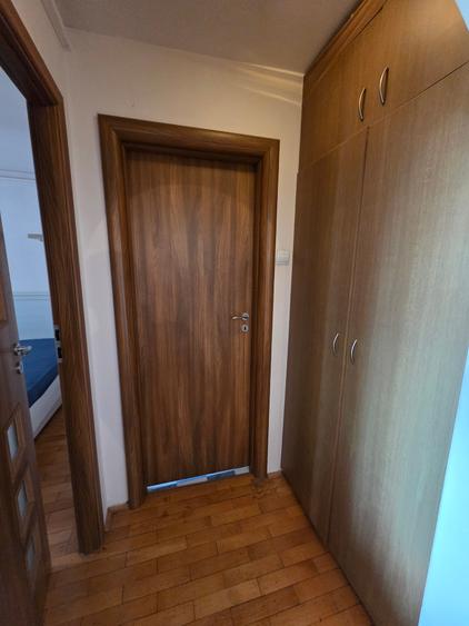 Apartament cu 2 camere semidecomandat în Tineretului
