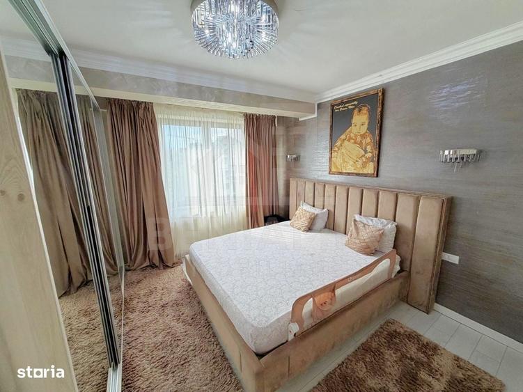 Apartament cu 4 camere în Craiovița Nouă