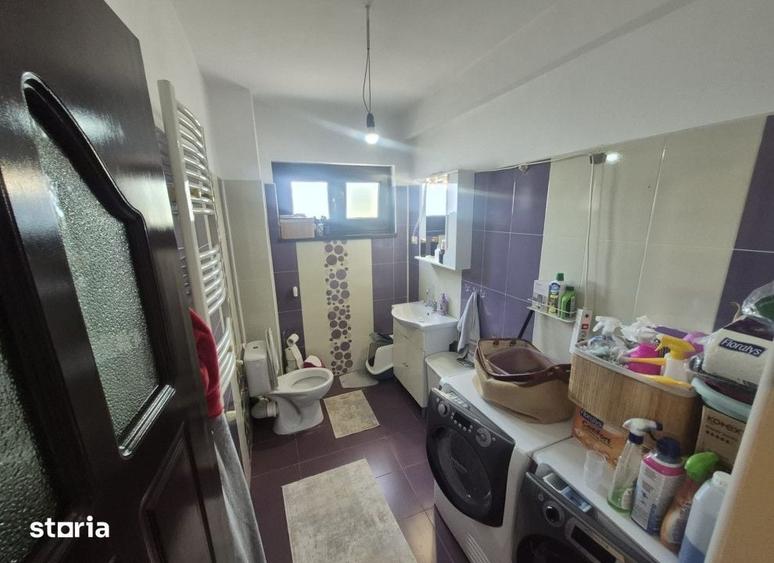 Casă cu 3 camere cu Teren 250 Mp în Cug