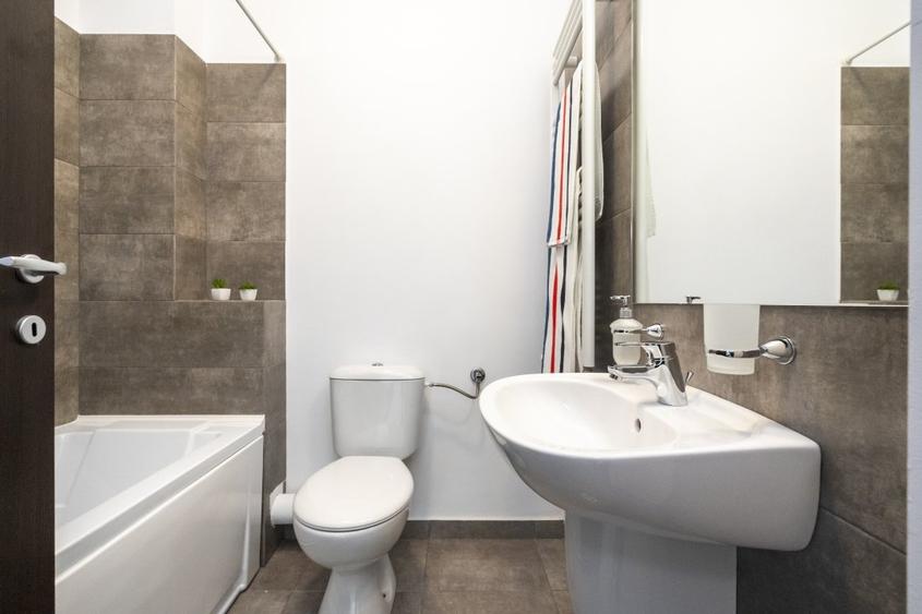 Apartament cu 2 camere semidecomandat, mobilat în Mihai Bravu