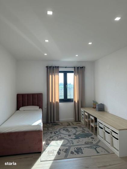 Casă cu 4 camere cu Teren 550 Mp în Fântânele