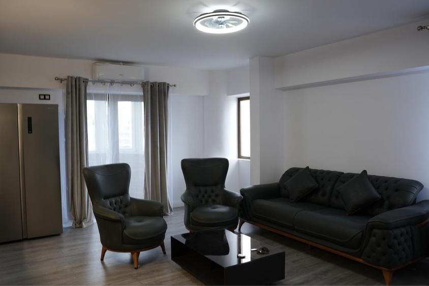 Apartament cu 3 camere în Ultracentral