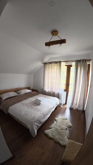Casă cu 4 camere cu Teren 1000 Mp în Lunca Vișagului