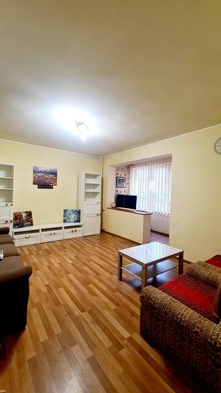 Apartament cu 2 camere decomandat în Titan