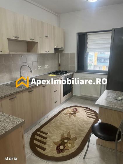 Apartament cu 3 camere decomandat în Doamna Ghica