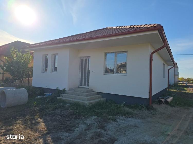 Casă cu 3 camere în Central
