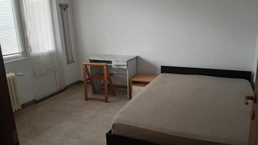 Apartament cu 2 camere decomandat în Alexandru cel Bun