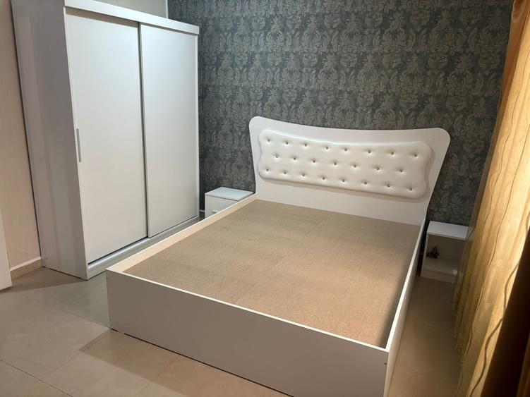 Apartament cu 3 camere decomandat, mobilat în Oancea