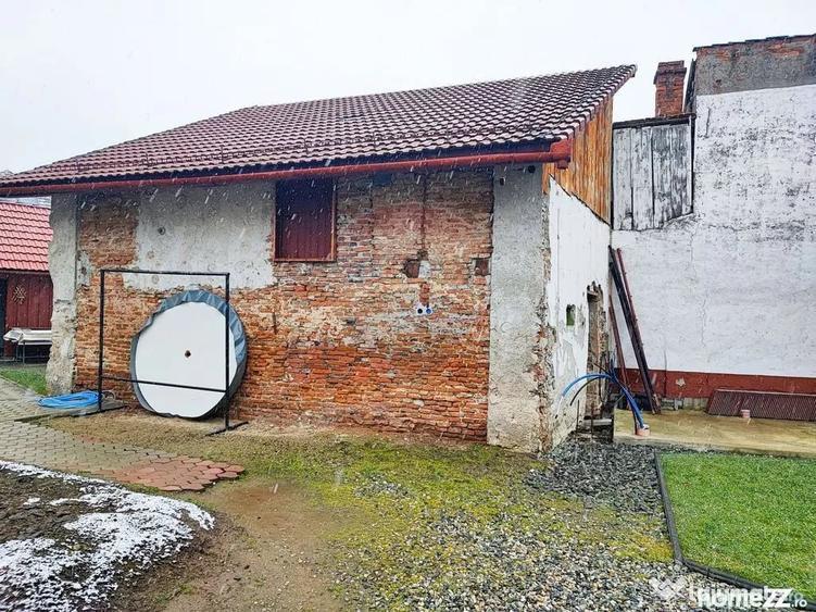 Casă cu 3 camere cu Teren 368 Mp în Sud