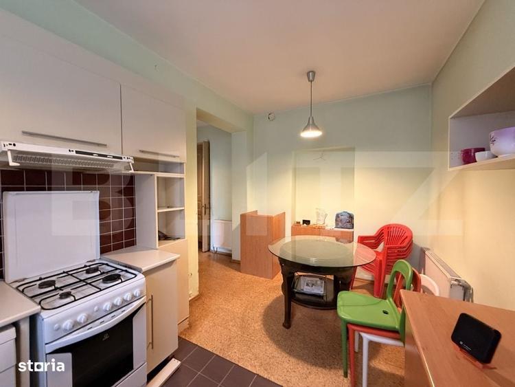 Casă cu 4 camere cu Teren 100 Mp în Siloz