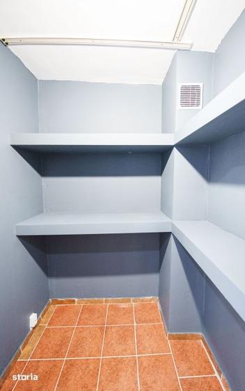 Apartament cu 4 camere decomandat, mobilat în Craiovița Nouă