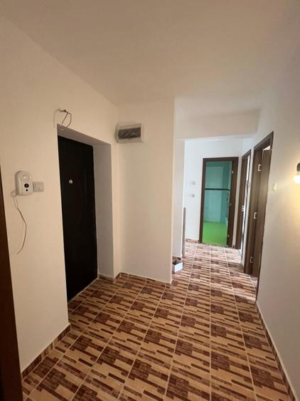Apartament cu 2 camere decomandat în Brestei