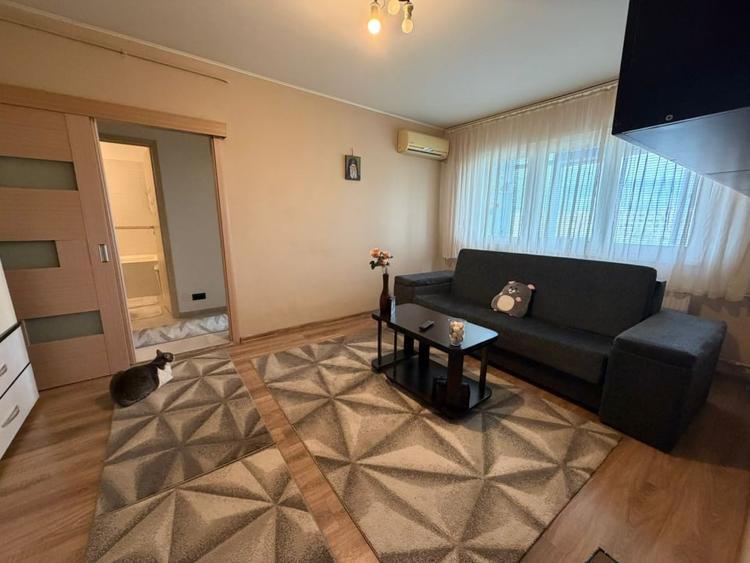 Apartament cu 2 camere semidecomandat, mobilat în Drumul Taberei