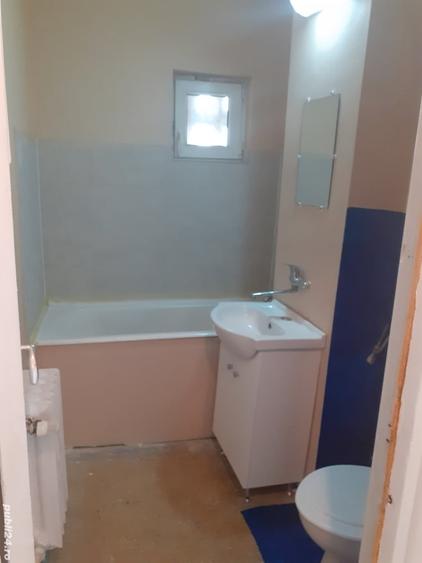 Apartament cu 2 camere nedecomandat în Central