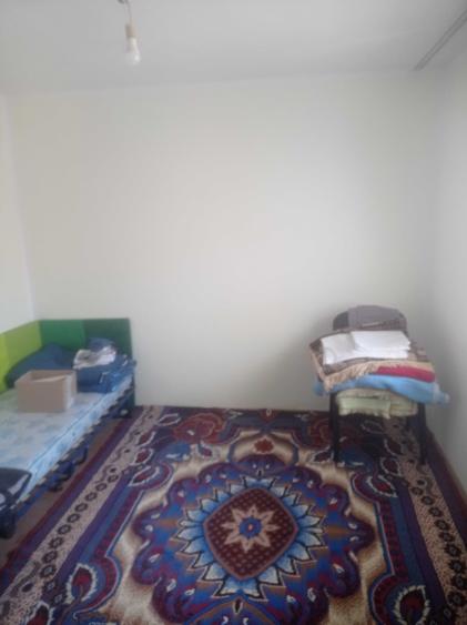 Casă cu 4 camere în Gara Veche