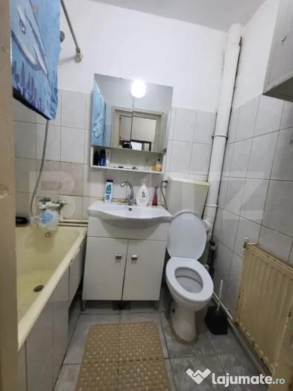 Apartament cu 2 camere semidecomandat în Central