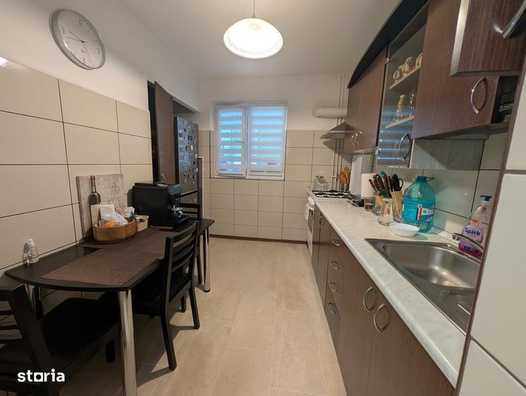 Apartament cu 2 camere decomandat în Drumul Taberei — fotografia 3