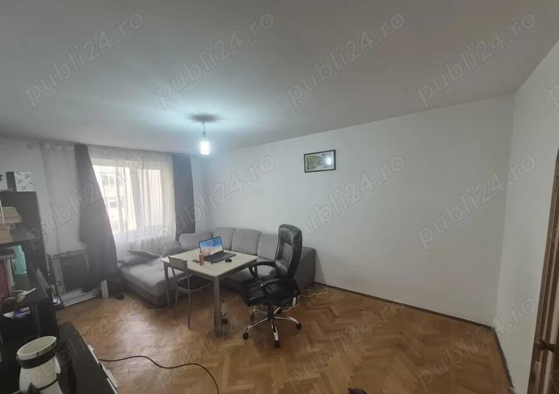 Vânzare Apartament 2 camere în Basarabia - 1