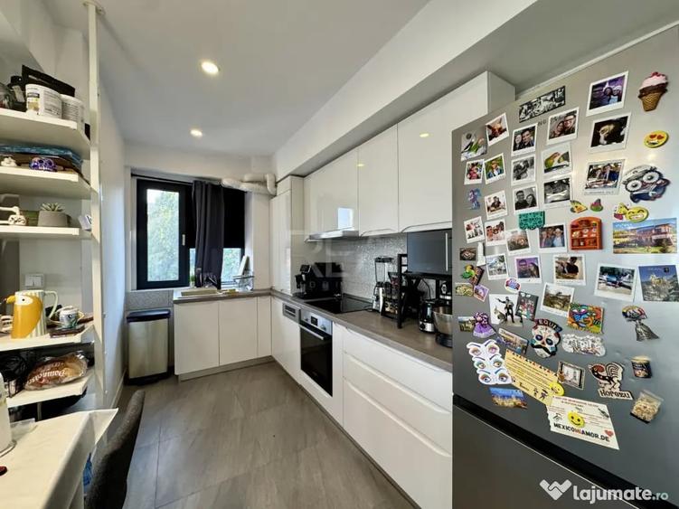 Apartament cu 3 camere decomandat în Banu Manta