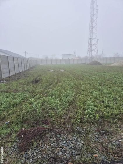 Teren de 700 mp, în Exterior Vest