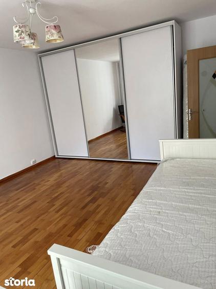 Apartament cu 2 camere decomandat, mobilat în Decebal