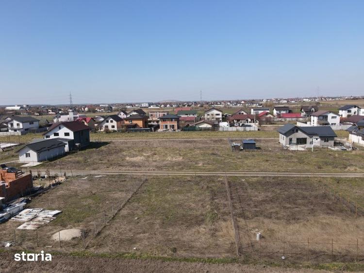 Teren de 376 mp, în Vidra