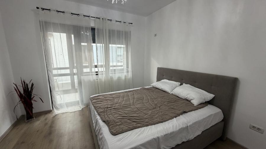 Casă cu 5 camere cu Canalizare în Roșu