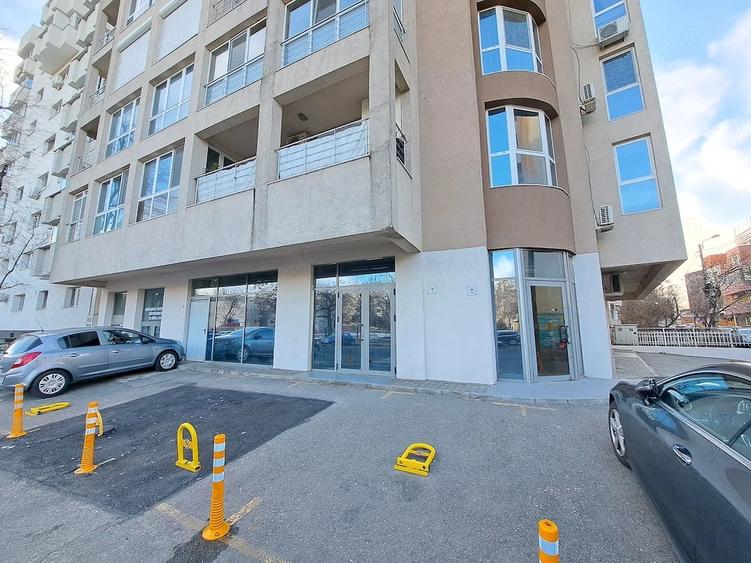 Spațiu comercial, de 143.03 mp, în Vitan
