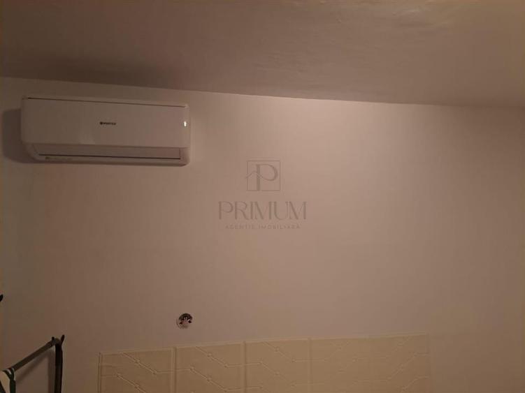 Apartament cu 3 camere decomandat în Lipovei