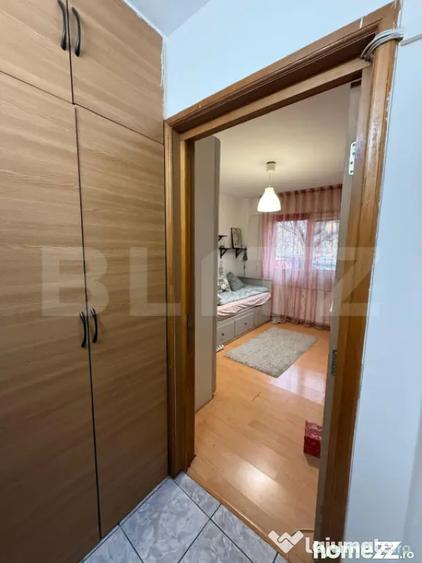 Apartament cu 4 camere decomandat în 9 Mai