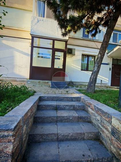 Spațiu comercial de vânzare - 51 mp, vitrină stradală Calea Severinul - 2