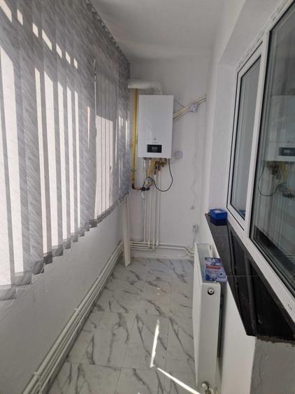 Apartament cu 2 camere semidecomandat în Sărari