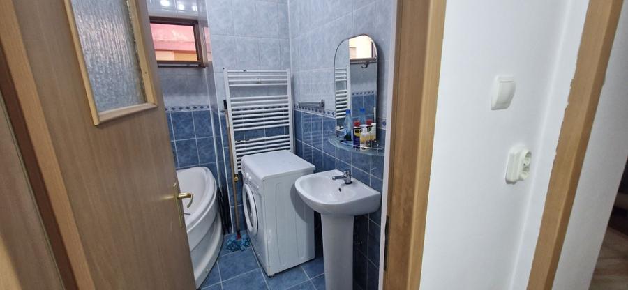 Apartament cu 2 camere decomandat în Florești