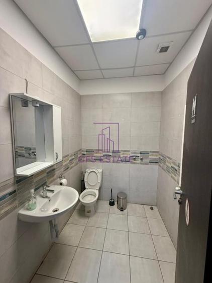 Spațiu comercial, de 70 mp, în Chiajna